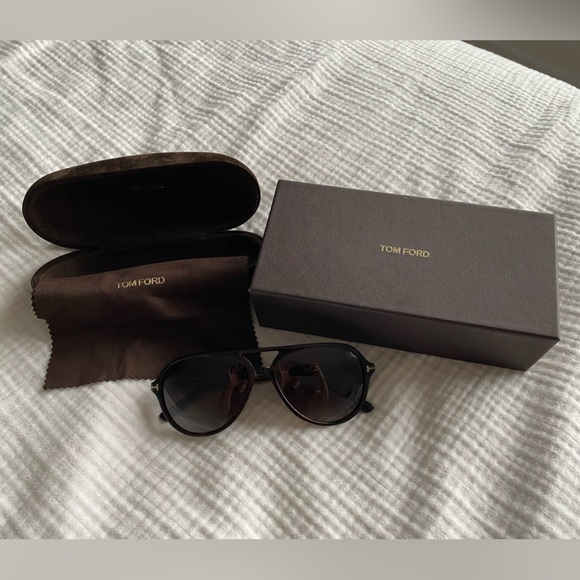 Tom Ford Accessories - Tom Ford Women's Sunglasses Black Frame with Dark Brown Gradient Lenses